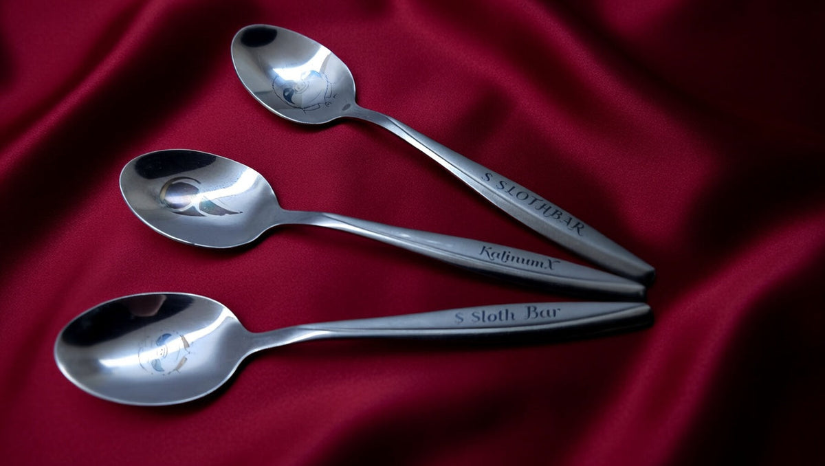 Cutlery, Porcelain and Kitchen Accessories