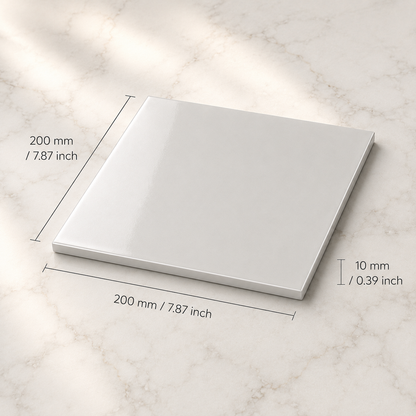 Hellgraue Keramikfliese – 200 × 200 × 10 mm – mit Gravur