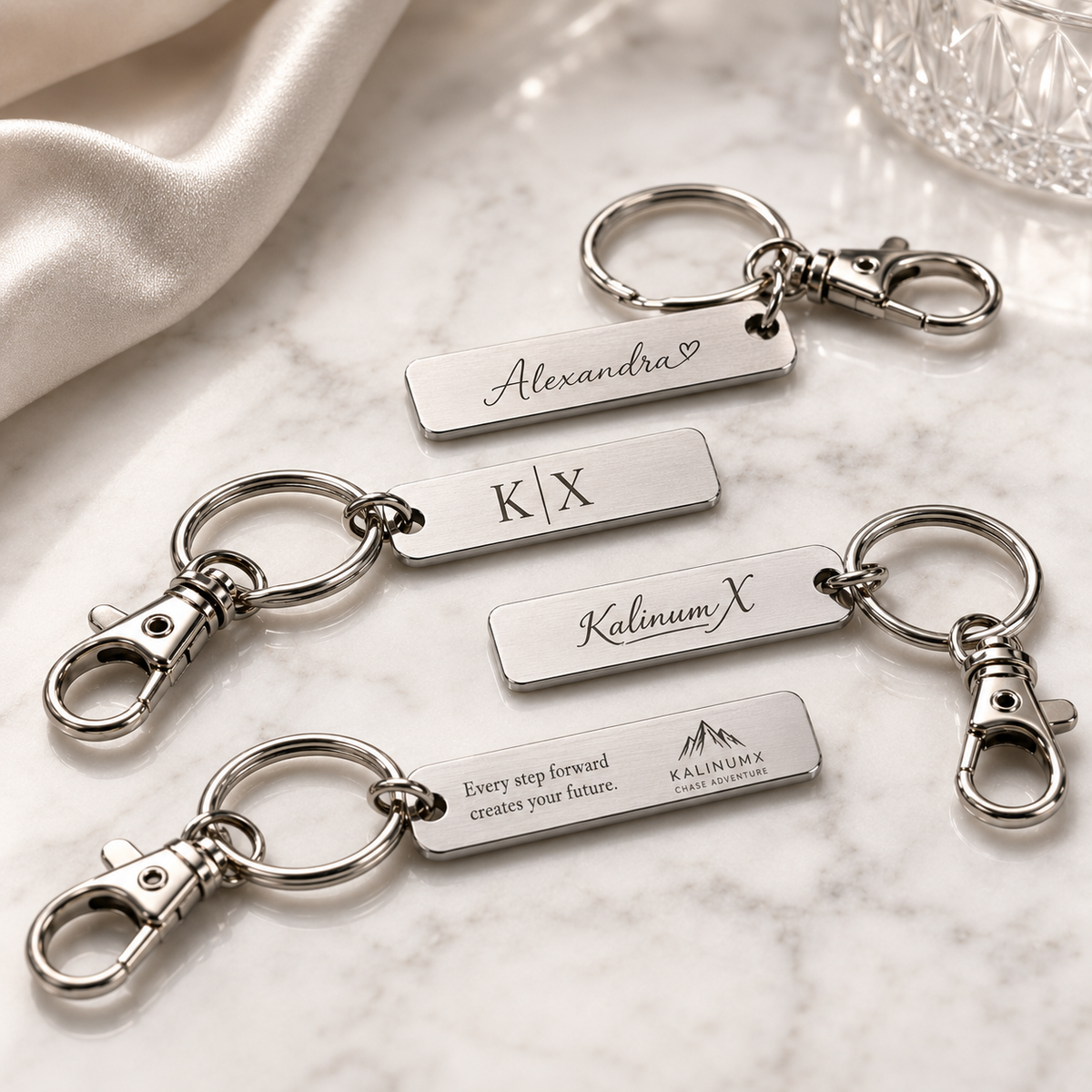 Slim stainless steel keyring – 50 × 10 × 1 mm – silver – engraved