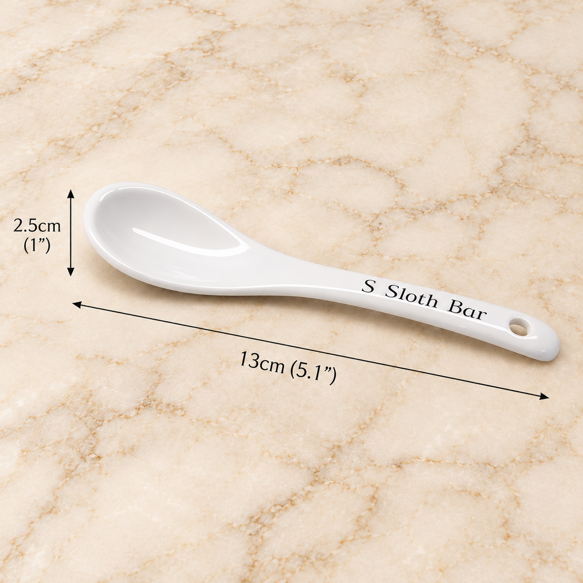 Elfenbeinfarbener Slothana-Keramiklöffel – 135 × 25 mm – fertiges Motiv $ Sloth Bar