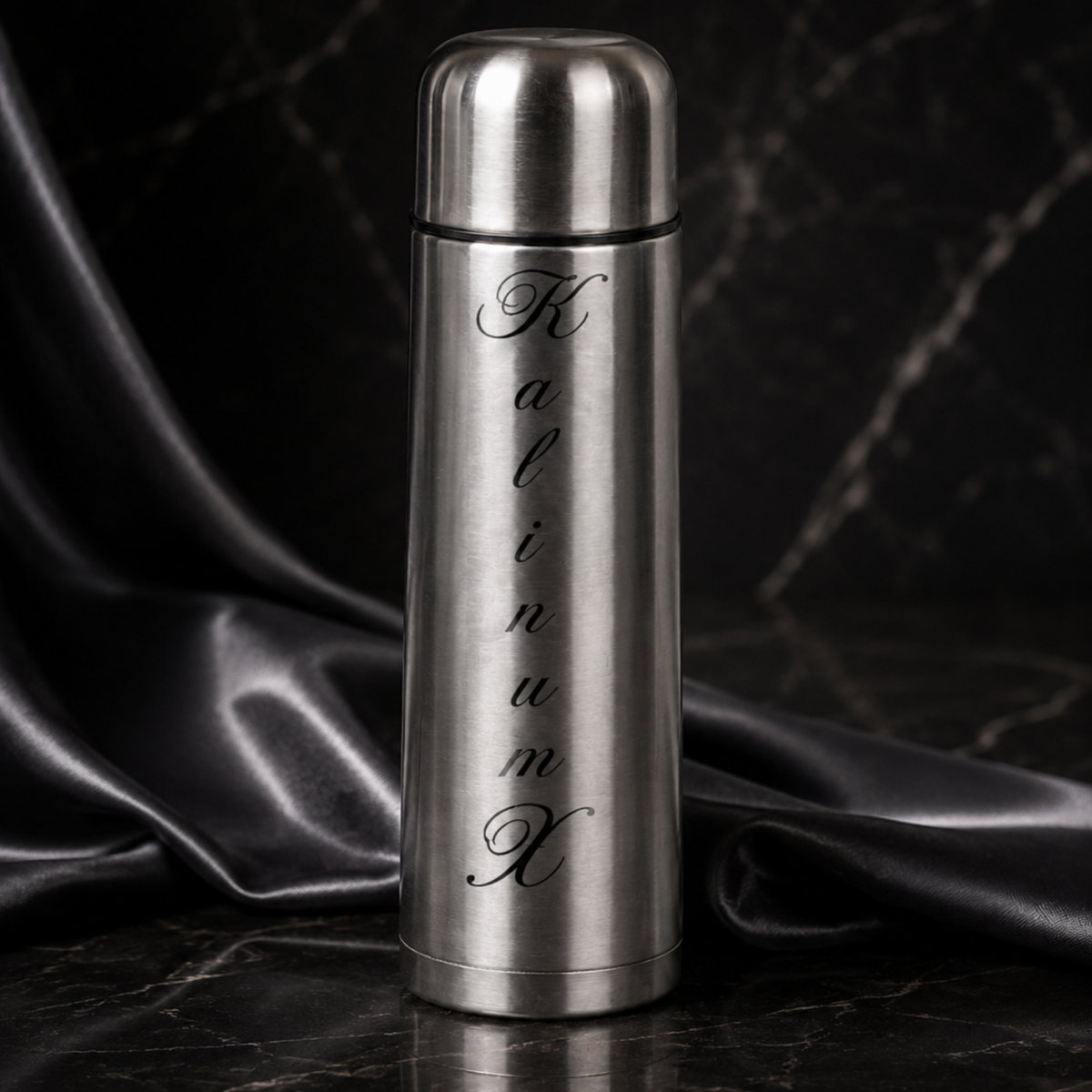 Vacuum flask – 500 ml – stainless steel – silver – with engraving